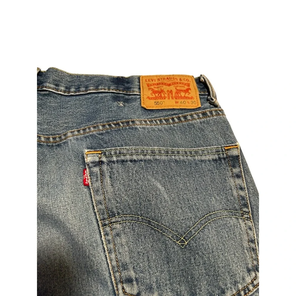 Levis Jeans Mens Size 40x30 Blue Denim Medium Wash 550 Relaxed Fit 100%‎ Cotton